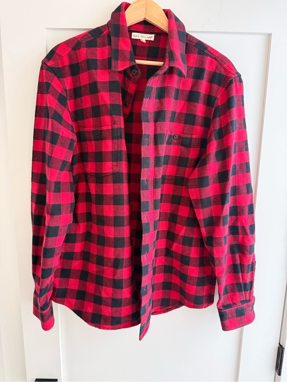 Men's Alex Mill Red and Black Plaid Flannel Shirt - Classic Button-Up
